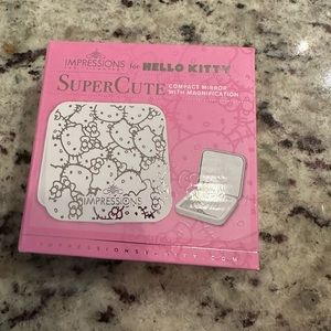 Hello Kitty® Supercute Compact Mirror with Magnification NWT WHITE